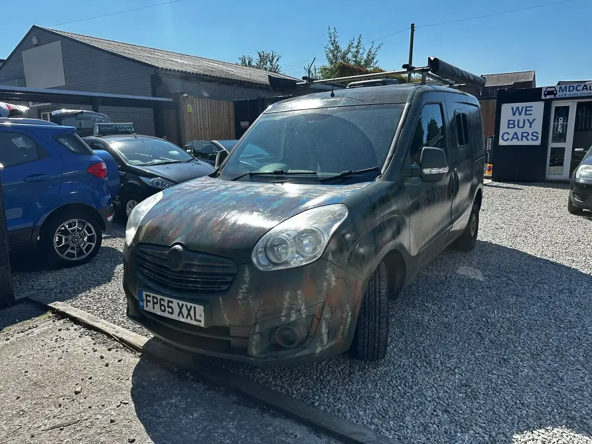 Used Vauxhall Combo 2015 Green MPV
