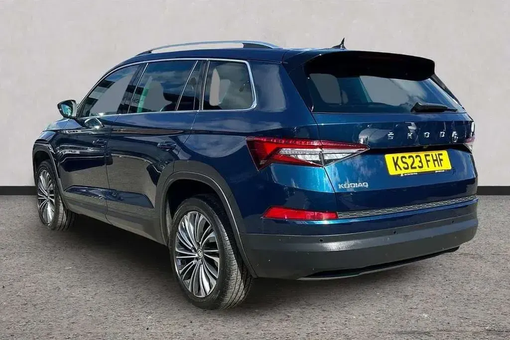 Used Skoda Kodiaq SE L Executive 150 HP (110 kW) 2023 Petrol blue metallic SUV