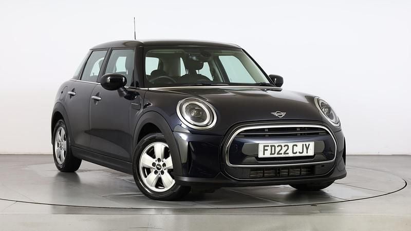 Black Used 2022 Mini Cooper Classic Hatchback | £17,500 (Fair price) - Image 1/4