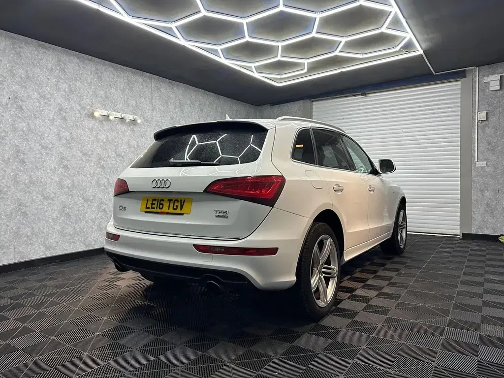 Used Audi Q5 S-line plus 230 HP (169 kW) 2016 White SUV