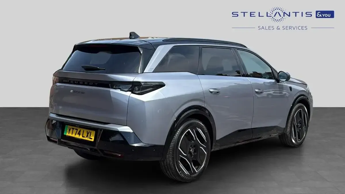 Used Peugeot 5008 GT 152 kW (207 HP) 2024 Grey SUV