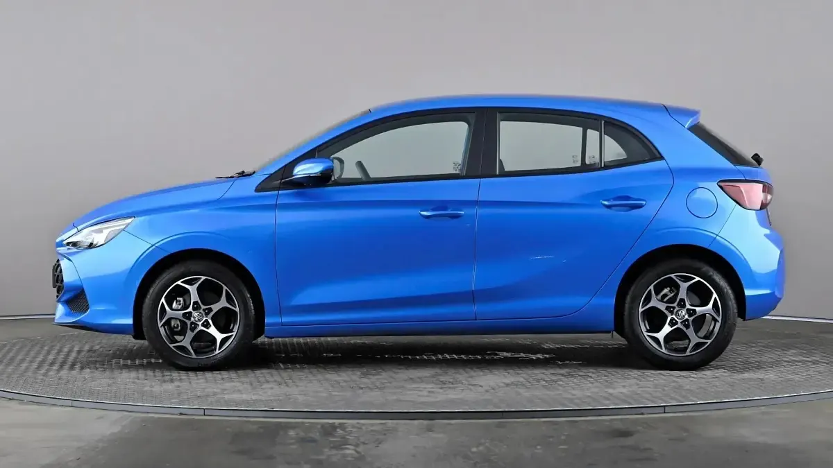 Usado MG MG3 SE 194 HP (142 kW) 2024 Azul Citadino