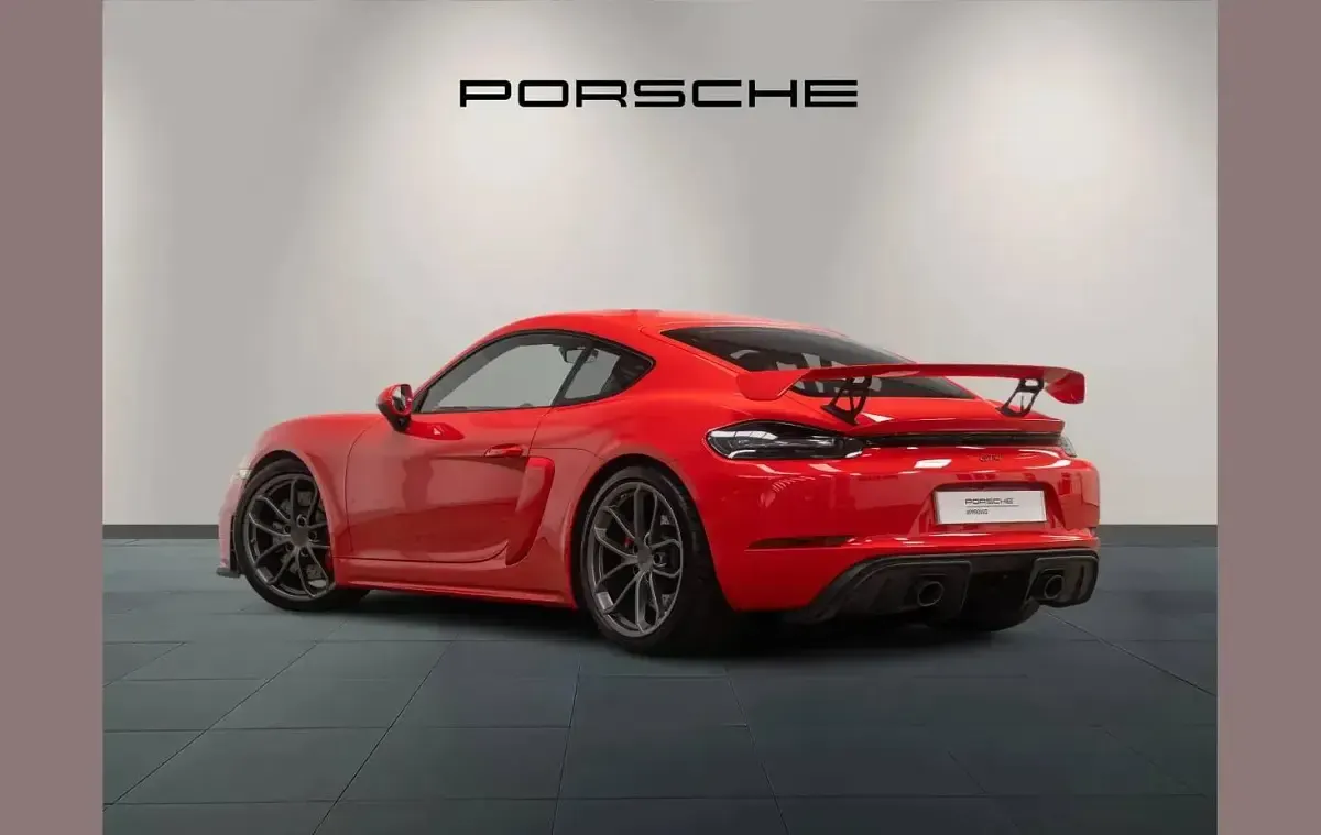 Used Porsche Cayman GT4 414 HP (304 kW) 2020 Red Coupe