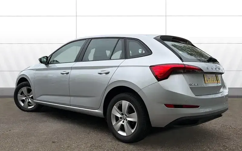 Gebraucht Skoda Scala SE 150 PS (110 kW) 2023 Silber Kleinwagen