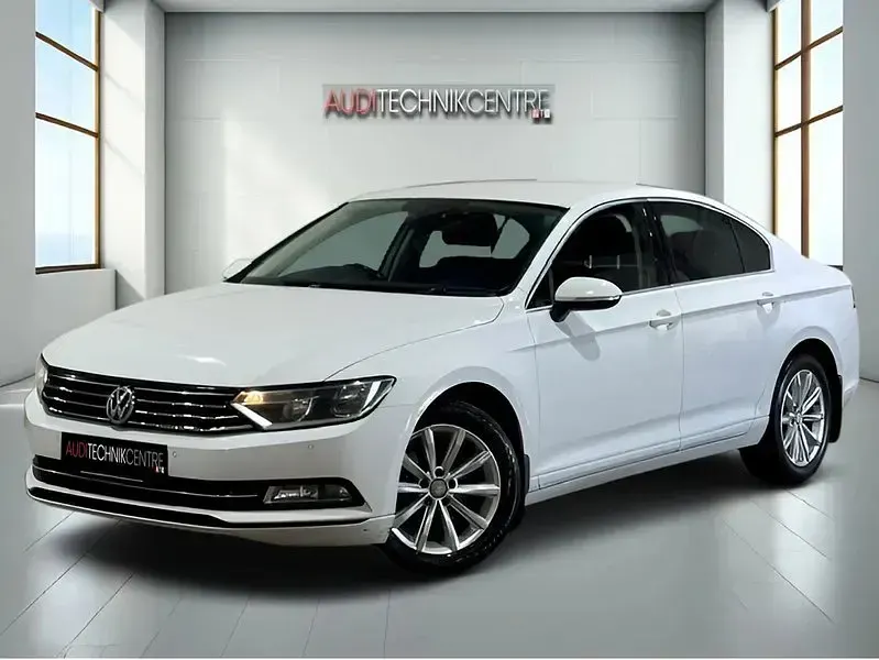 Used VW Passat Business 120 HP (88 kW) 2016 White Sedan