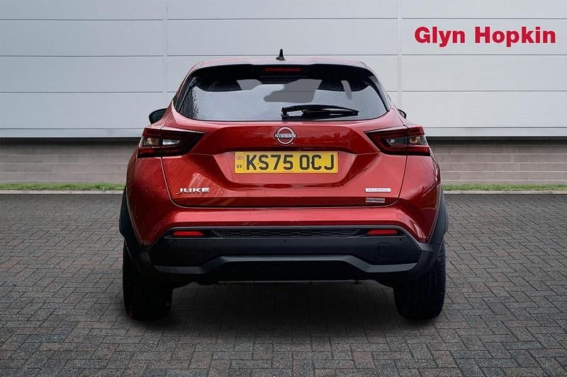 New Nissan Juke Tekna 143 HP (105 kW) 2025 Red SUV