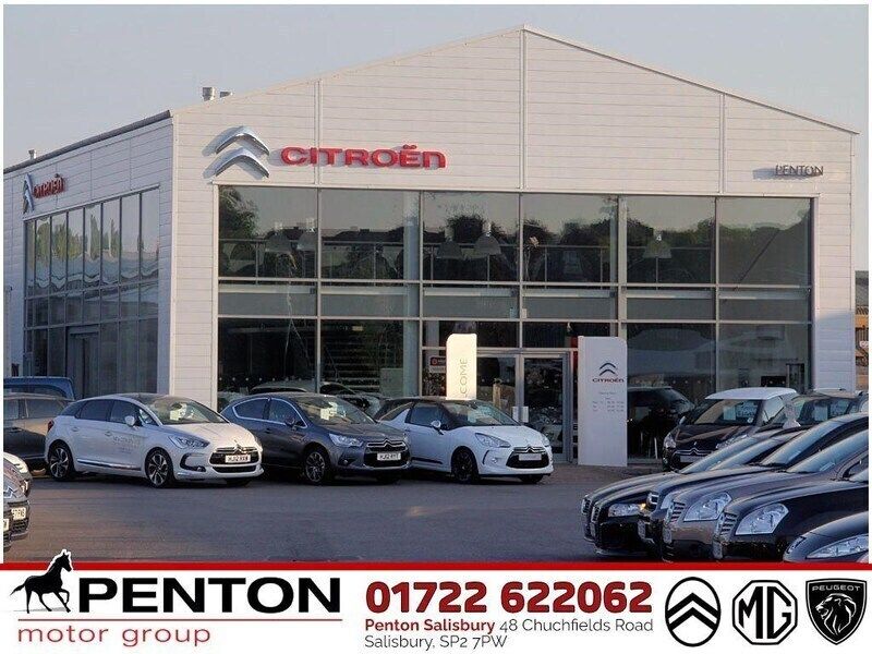 Grey Used 2024 Citroën e-C4 Hatchback | £16,490 (Fair price) - Image 1/2