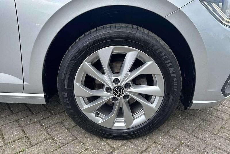 Used VW Polo Style 95 HP (69 kW) 2022 Silver Hatchback