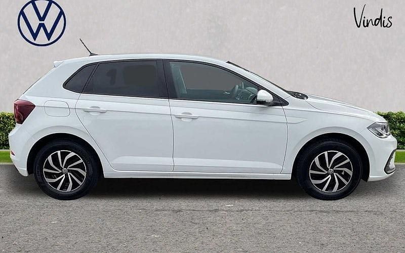 Used VW Polo Life 95 HP (69 kW) 2025 White Hatchback
