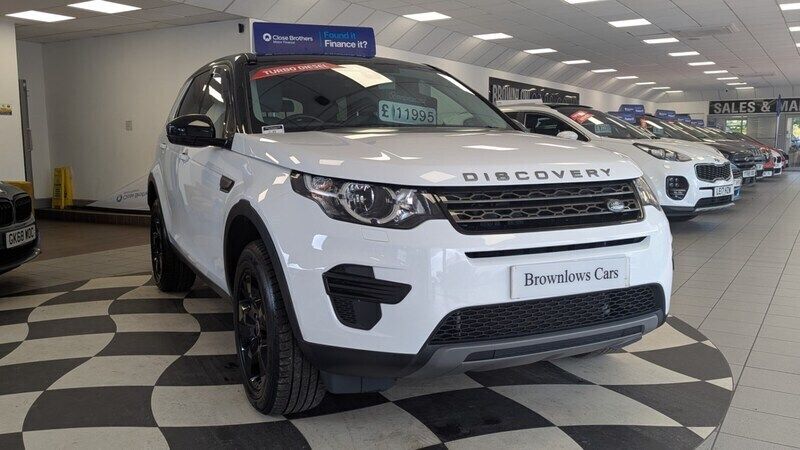 White Used 2017 Land Rover Discovery Sport SE SUV | £11,995 (Fair price) - Image 1/4