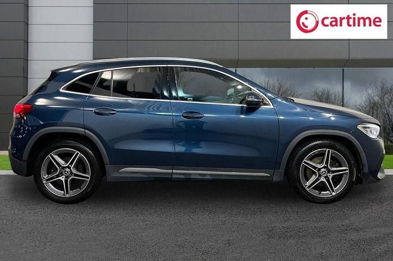 Used Mercedes GLA200 Executive 150 HP (110 kW) 2021 Blue SUV