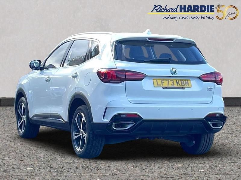 White Used 2023 MG HS SE SUV | £16,999 (Fair price) - Image 1/4