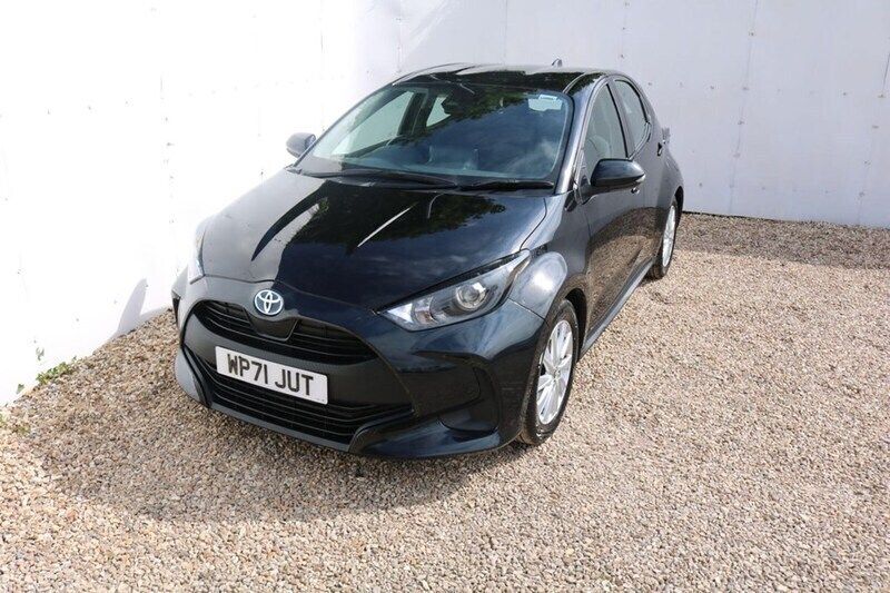 Used 2021 Toyota Yaris Hybrid | £12,899 (Super price) - Image 1/1