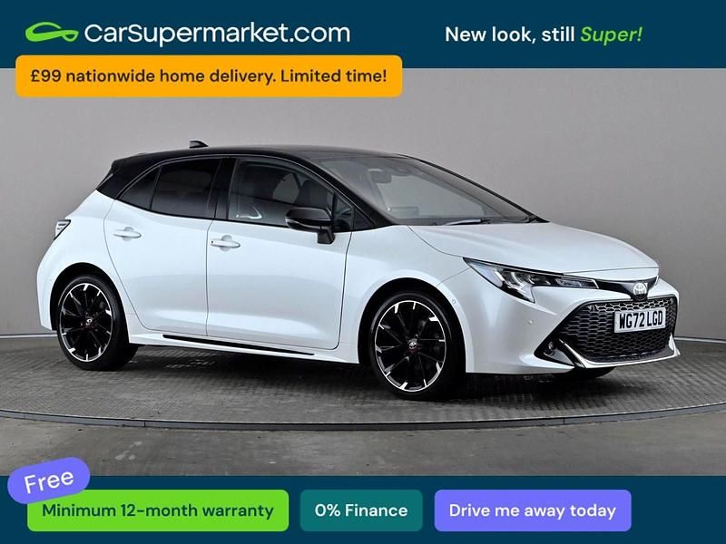 Used Toyota Corolla Sport 122 HP (89 kW) 2022 White/black Hatchback