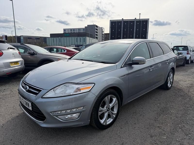 Used Ford Mondeo Titanium 140 HP (102 kW) 2013 Silver Estate