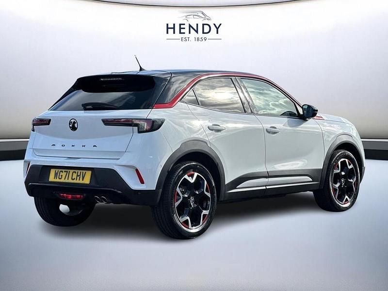 Used Vauxhall Mokka SRi 128 HP (94 kW) 2021 White SUV