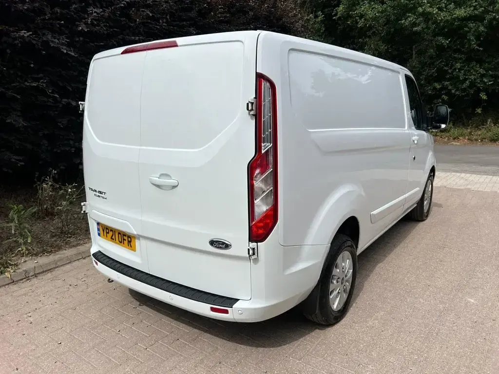 Used Ford Transit Custom Limited 2021 White Van