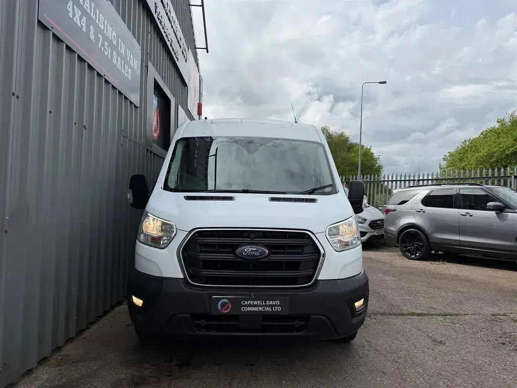 Used Ford Transit Trend 2021 White
