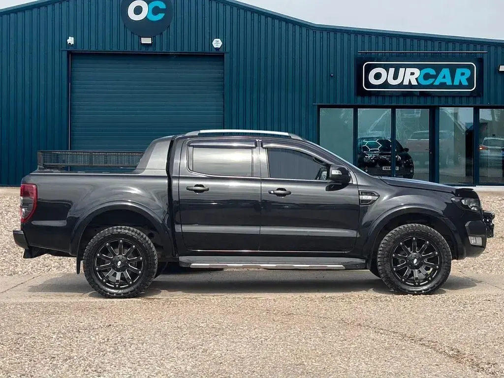 Usado Ford Ranger Wildtrack 200 HP (147 kW) 2016 Preto Pickup