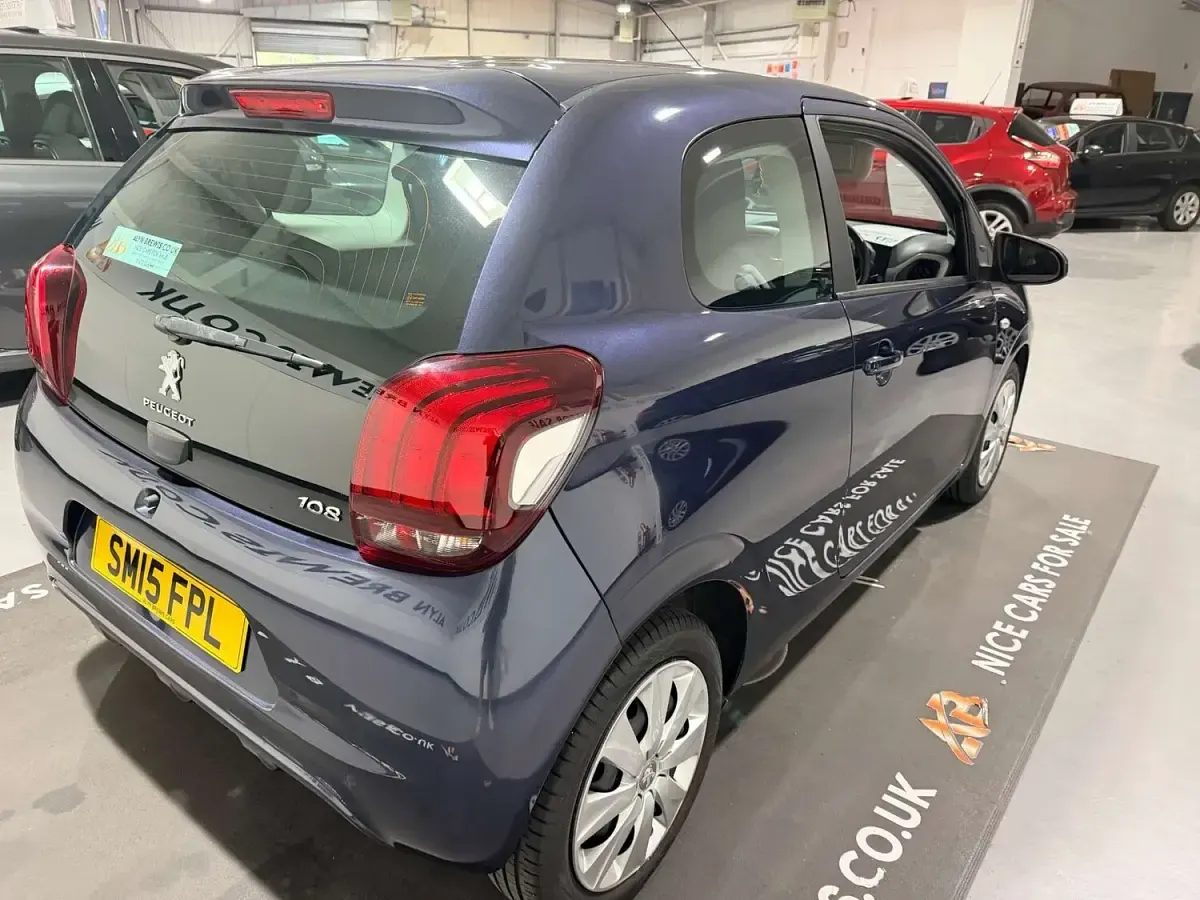 Used Peugeot 108 Active 68 HP (50 kW) 2015 Blue Hatchback