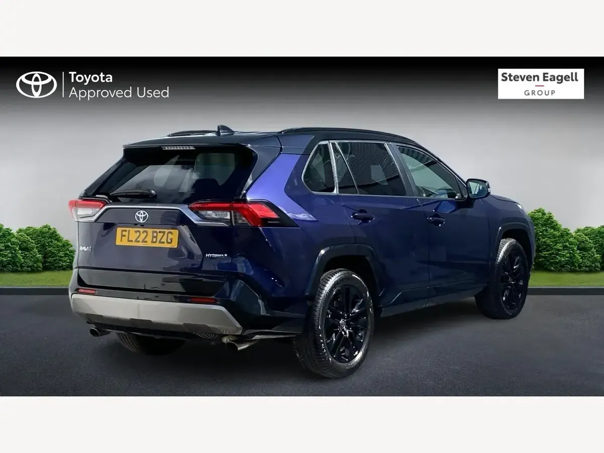 Used Toyota RAV4 218 HP (160 kW) 2022 Blue/black SUV