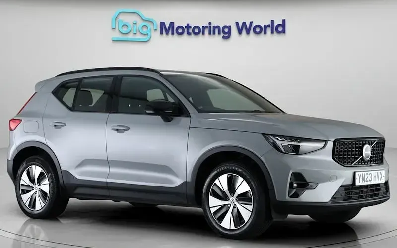 Used Volvo XC40 Plus 211 HP (155 kW) 2023 SUV