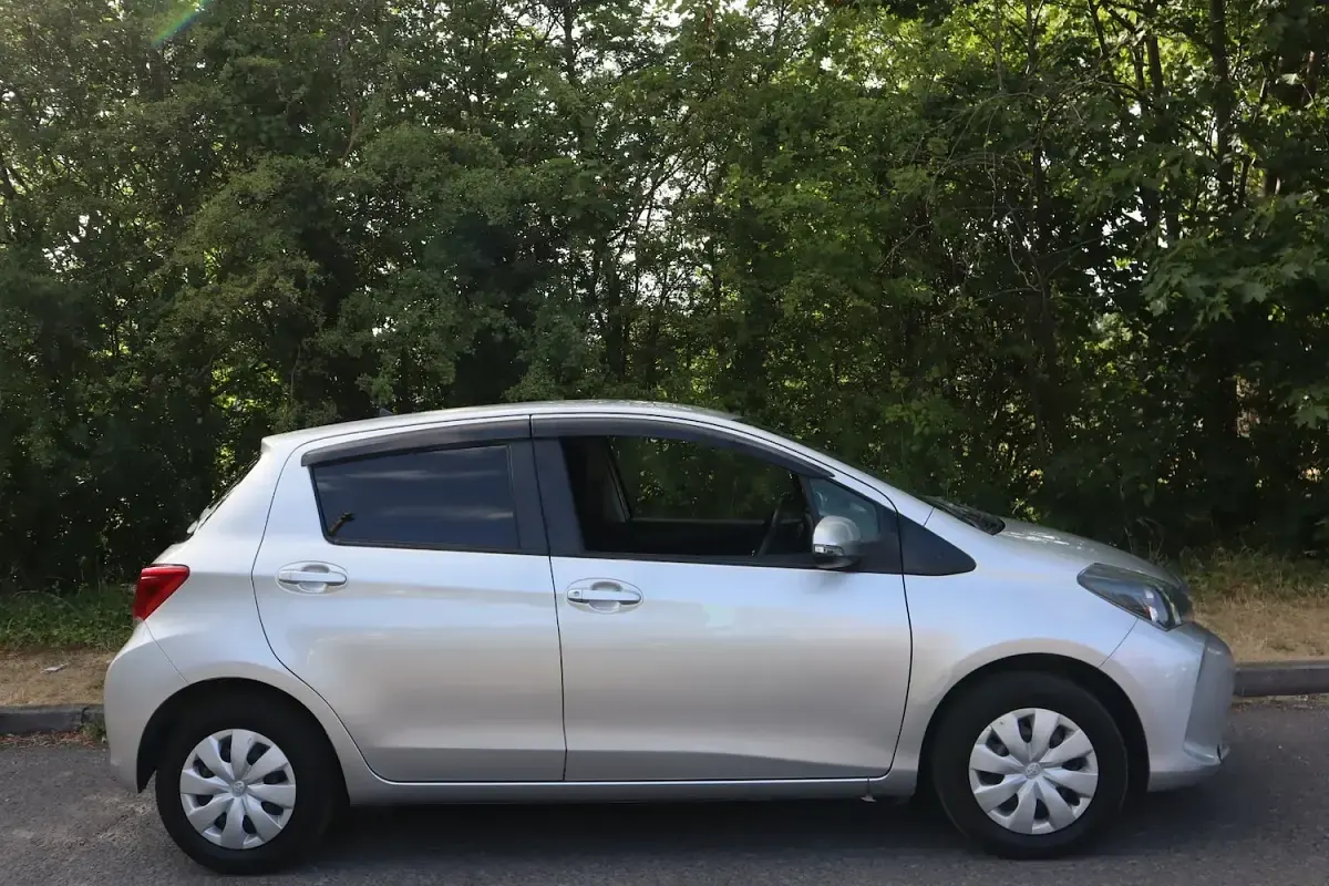 Used Toyota Yaris Edition 2015 Silver Hatchback