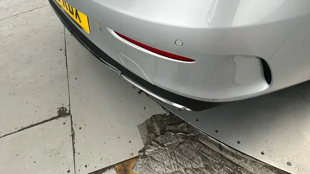 Used Mercedes E220 AMG line 2018 Silver Coupe