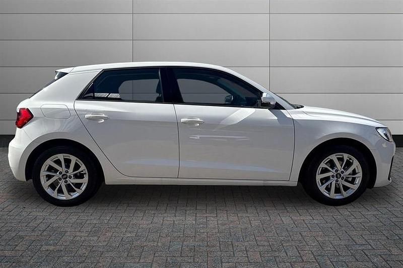 Used Audi A1 Sport 116 HP (85 kW) 2025 White SUV