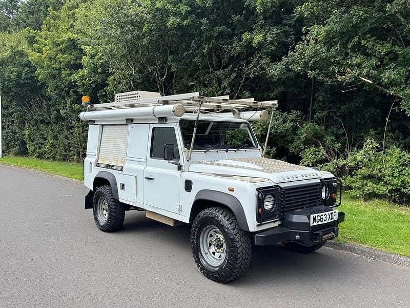 White Used 2014 Land Rover Defender SUV | £14,750 (Super price) - Image 1/4