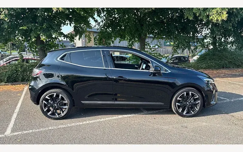 New Renault Clio Techno 90 HP (66 kW) 2026 Metallic  diamond black  Hatchback