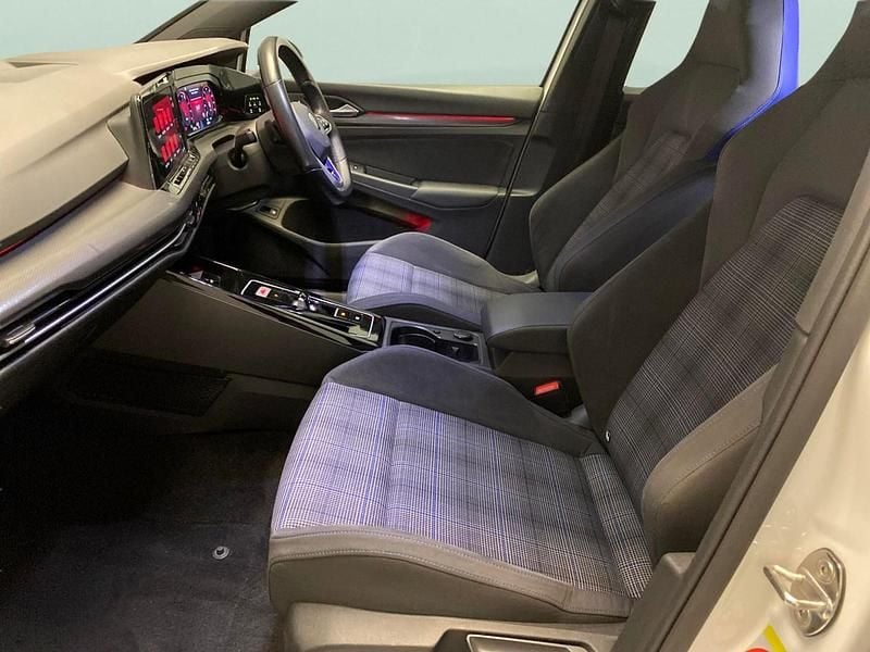 Used VW Golf VIII GTE 2022 White Hatchback