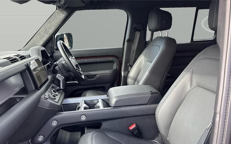 Usado Land Rover Defender 349 HP (256 kW) 2024 SUV