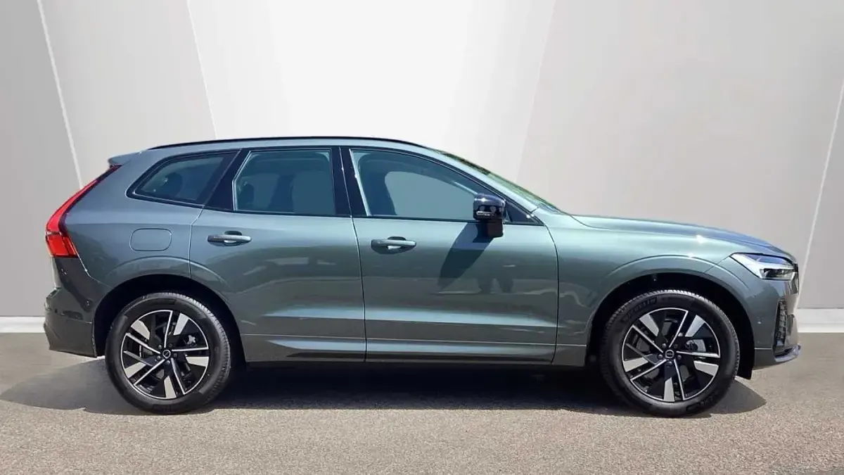 New Volvo XC60 Plus 345 HP (253 kW) 2026 Grey SUV