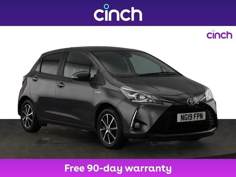 Grey Used 2019 Toyota Yaris Hybrid Hatchback | £11,499 (Good price) - Image 1/3