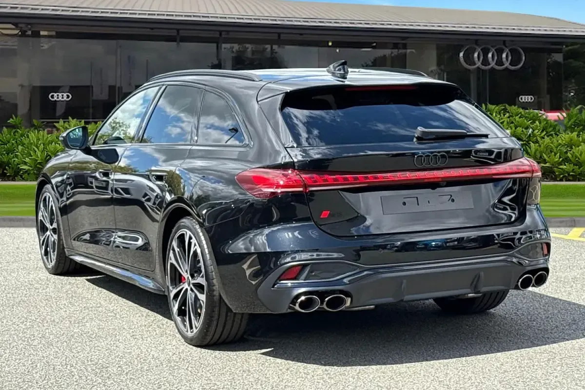 New Audi S5 Black Edition 362 HP (266 kW) 2026 Black Estate