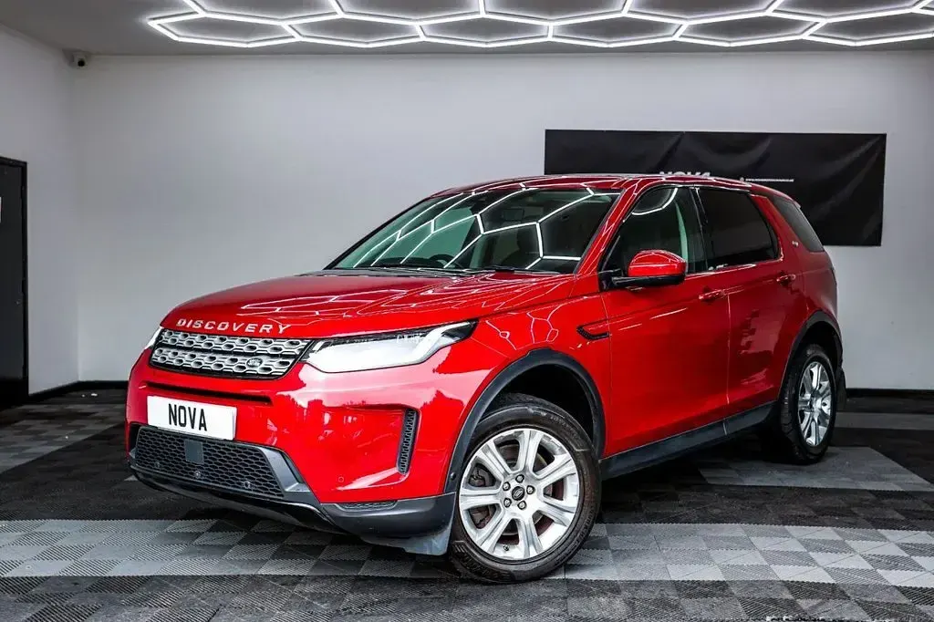 Used Land Rover Discovery 5 HSE 180 HP (132 kW) 2019 Red SUV