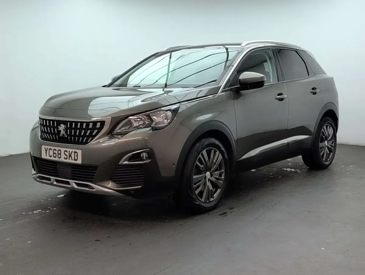 Used Peugeot 3008 Allure 130 HP (95 kW) 2018 Grey SUV