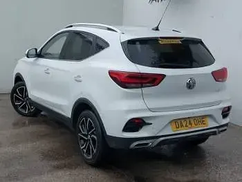 Used MG ZS Exclusive 111 HP (81 kW) 2024 White SUV