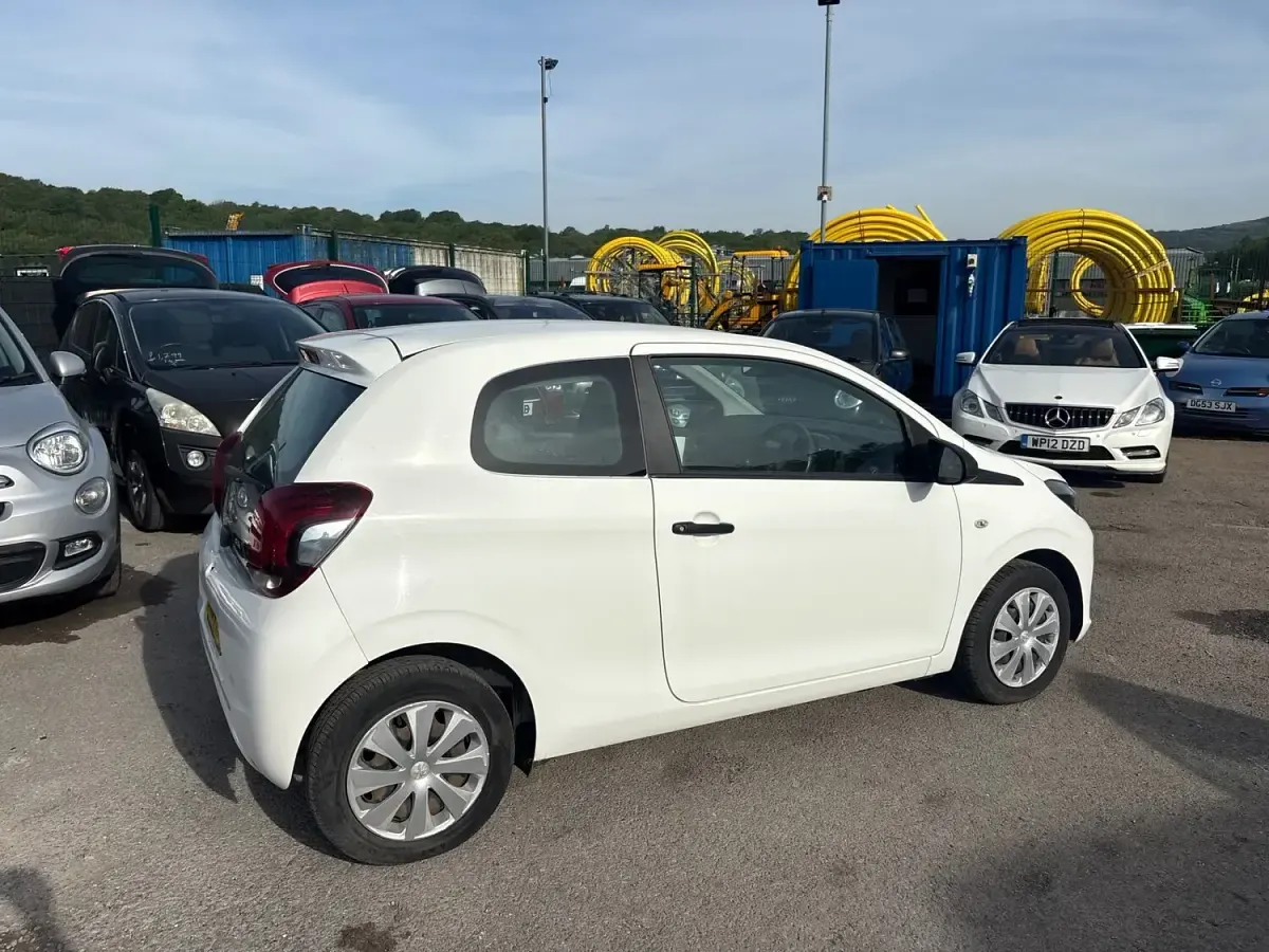 Used Peugeot 108 Access 2014 White Hatchback