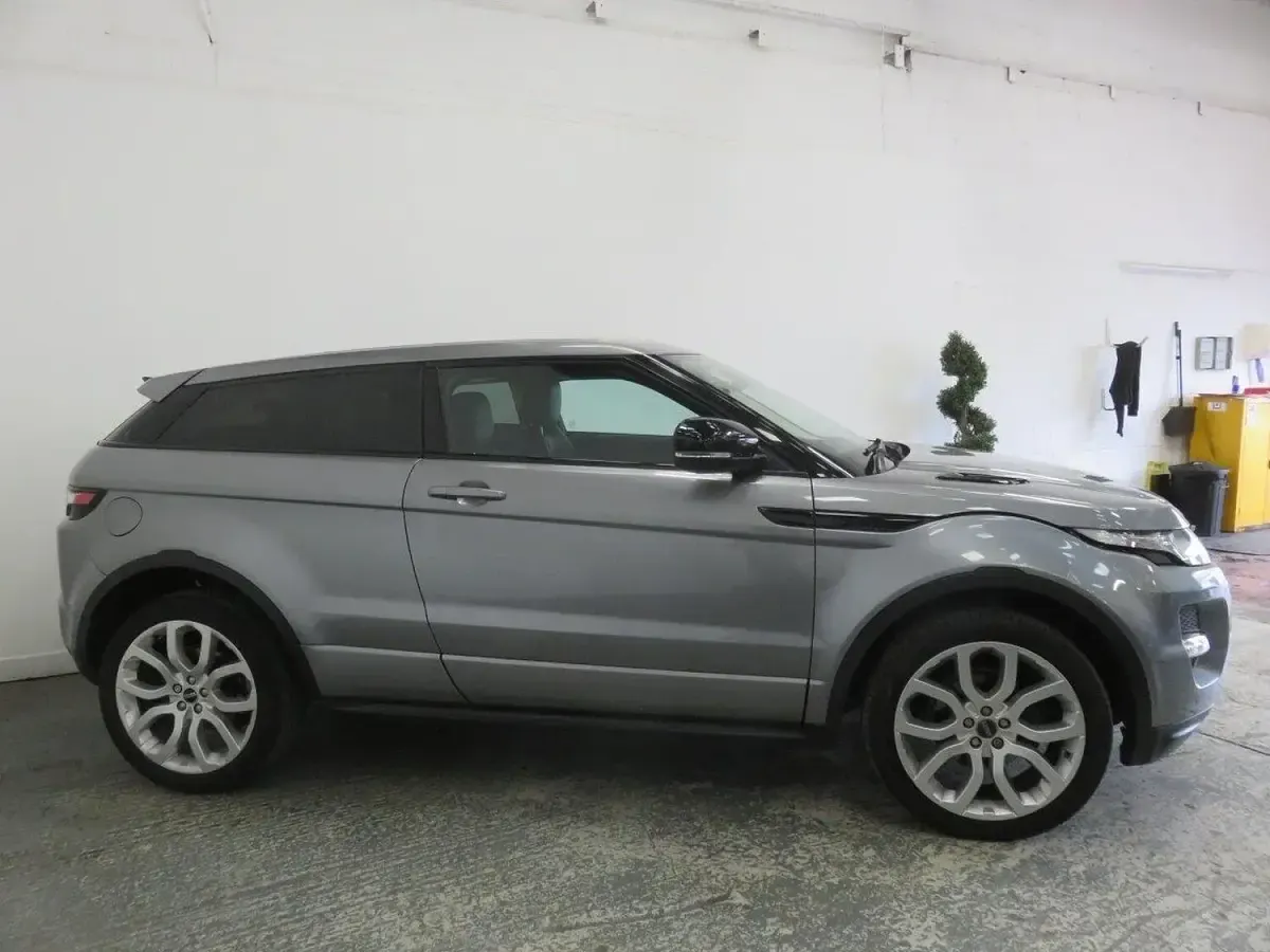 Used Land Rover Range Rover evoque Dynamic 190 HP (139 kW) 2012 Grey SUV