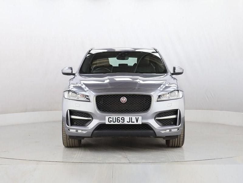 Second-hand Jaguar F-Pace R-Sport 180 CP (132 kW) 2019 Gri SUV