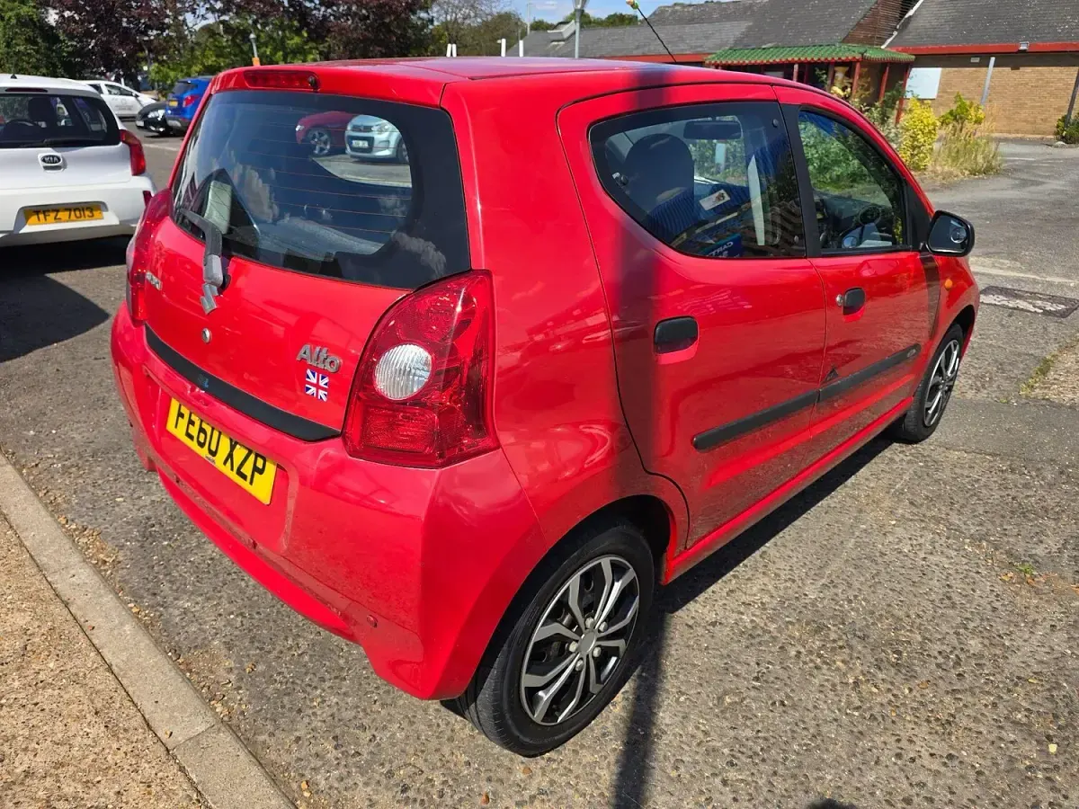 Used Suzuki Alto SZ-L 68 HP (50 kW) 2010 Red Hatchback