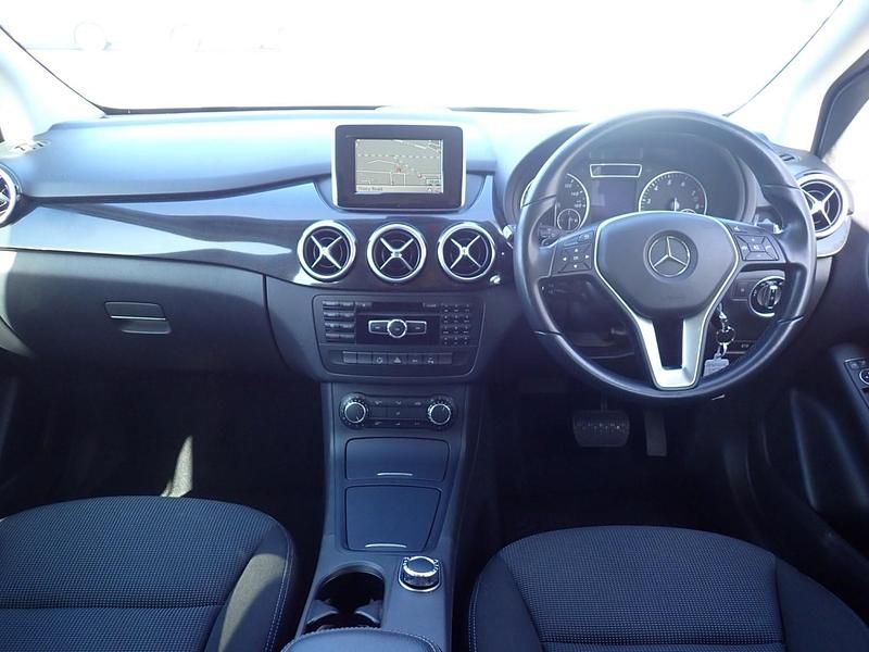 Used Mercedes B180 SE 2014 Grey MPV