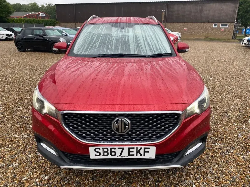 Used MG ZS Exclusive 106 HP (77 kW) 2017 Red SUV