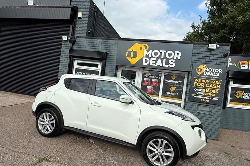 White Used 2015 Nissan Juke Acenta Premium SUV | £4,495 (Fair price) - Image 1/1
