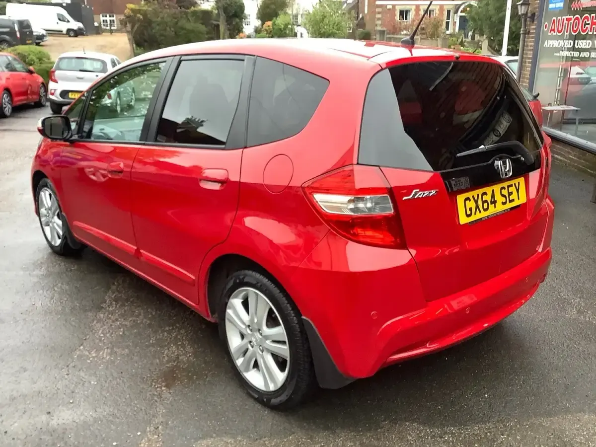 Used Honda Jazz EX 99 HP (72 kW) 2014 Red Hatchback