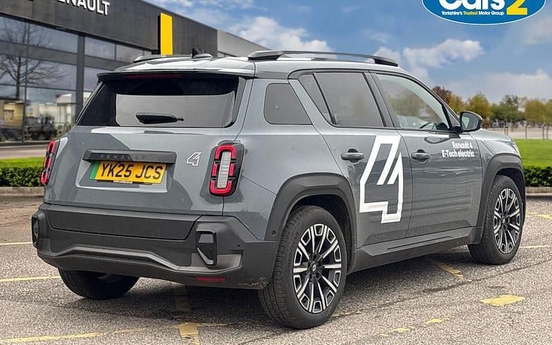 New Renault R4 Komfort 110 kW (150 HP) 2025 Estate