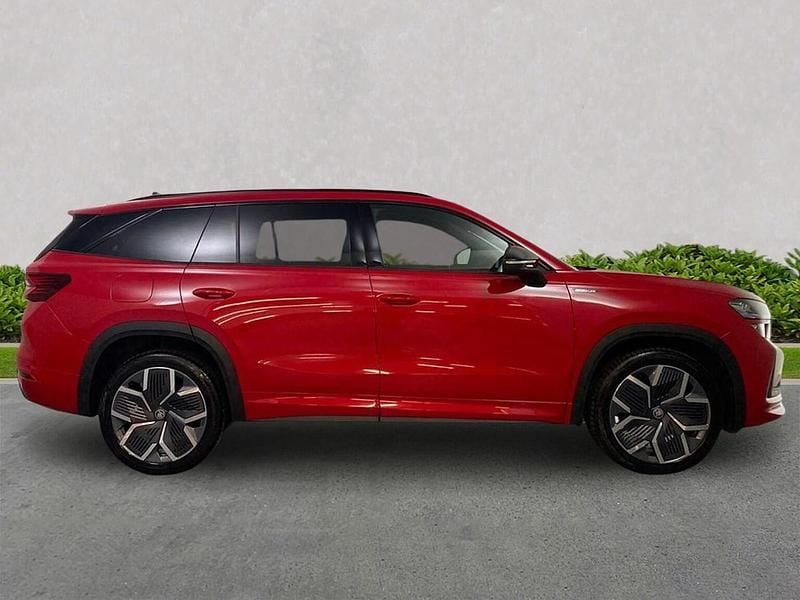 Used Skoda Kodiaq SportLine 193 HP (141 kW) 2025 Velvet red metallic SUV