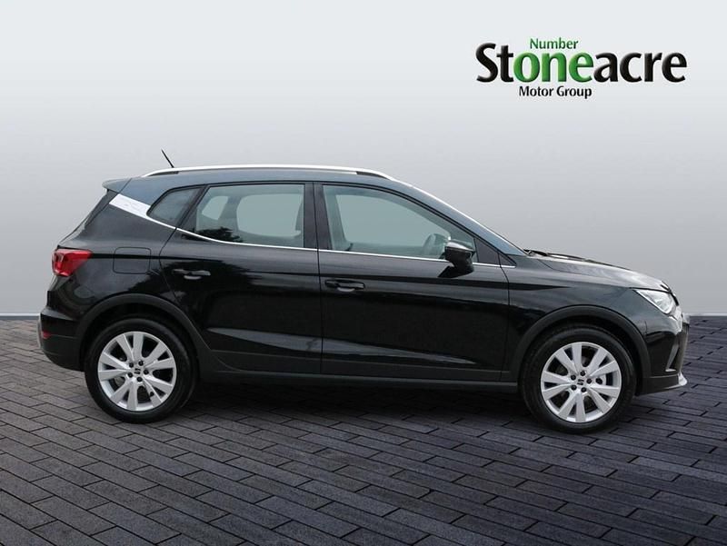 New Seat Arona Xperience 113 HP (83 kW) 2025 Black SUV